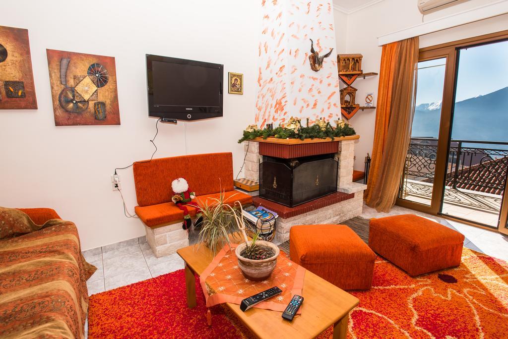 Artemis Hotel Karpenísion Екстериор снимка